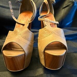 Jessica Simpson Tan Platform Sandals with Ankle Strap